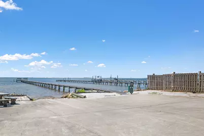 1604 Smugglers Cove Circle, Gulf Breeze, FL 32563 - Photo 24