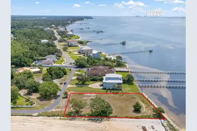 1604 Smugglers Cove Circle, Gulf Breeze, FL 32563 - Photo 2