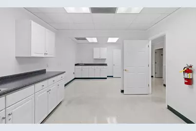 4100 S Ferdon Boulevard S #C4, Crestview, FL 32536 - Photo 6