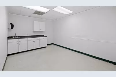 4100 S Ferdon Boulevard S #C4, Crestview, FL 32536 - Photo 8