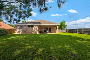 2092 Pritchard Point Dr, Navarre, FL 32566 - Photo 38