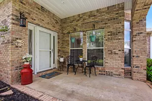 2092 Pritchard Point Dr, Navarre, FL 32566 - Photo 4