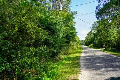 968 Clearview Street, Milton, FL 32583 - Photo 2