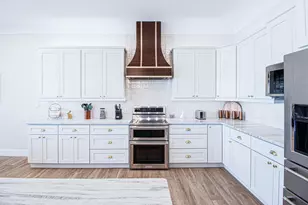 7337 Grand Navarre Blvd, Navarre, FL 32566 - Photo 12