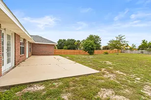 1871 Falling Leaves Ct, Navarre, FL 32566 - Photo 20