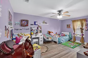 2900 Wallace Lake Rd, Pace, FL 32571 - Photo 10