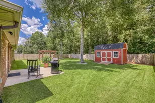 6065 Autumn Pines Cir, Pace, FL 32571 - Photo 52