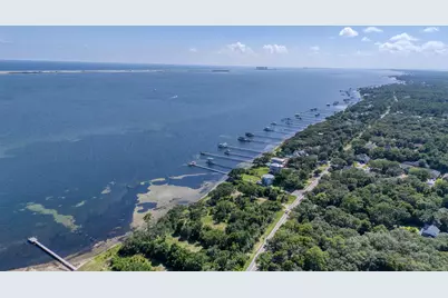 5161 Soundside Drive, Gulf Breeze, FL 32563 - Photo 42