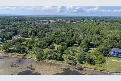 5161 Soundside Drive, Gulf Breeze, FL 32563 - Photo 14