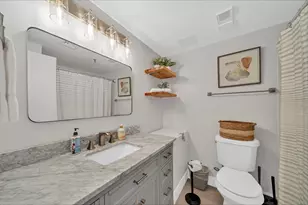 214 SW Miracle Strip Parkway SW, Fort Walton Beach, FL 32548 - Photo 6