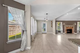 303 Patricia Ln, Fort Walton Beach, FL 32547 - Photo 20