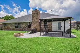 303 Patricia Ln, Fort Walton Beach, FL 32547 - Photo 52