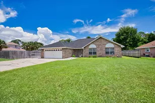 303 Patricia Ln, Fort Walton Beach, FL 32547 - Photo 56