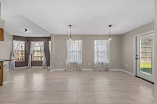 303 Patricia Ln, Fort Walton Beach, FL 32547 - Photo 16