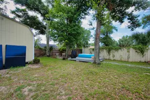 304 N E Street N, Pensacola, FL 32501 - Photo 16