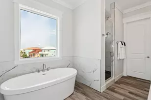 1446 Tina Dr, Navarre, FL 32566 - Photo 36