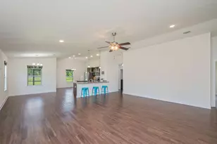 6090 Redberry Dr, Gulf Breeze, FL 32563 - Photo 8