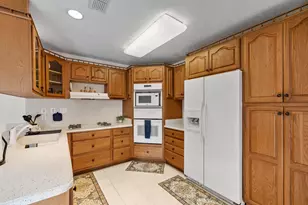 3367 Circle Dr, Gulf Breeze, FL 32563 - Photo 10