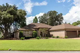 6955 Turnberry Cir, Navarre, FL 32566 - Photo 2