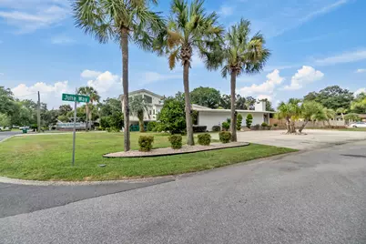 116 Julia Way, Gulf Breeze, FL 32561 - Photo 32