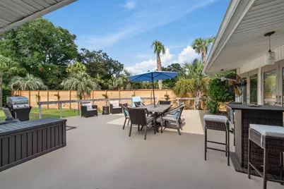 116 Julia Way, Gulf Breeze, FL 32561 - Photo 2