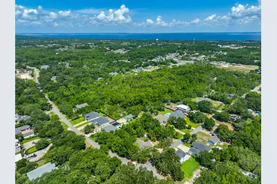 5364 Soundside Drive, Gulf Breeze, FL 32561 - Photo 4