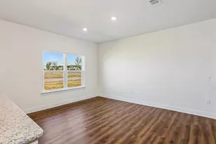 4016 Watergate Dr, Milton, FL 32570 - Photo 8