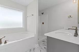 7929 Twin Lake Dr Dr, Milton, FL 32583 - Photo 20