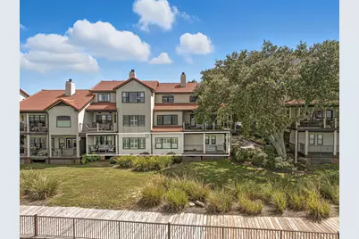 80 Baybridge Dr #B, Gulf Breeze, FL 32561 - Photo 2