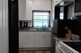 7476 Gulf Blvd, Navarre, FL 32566 - Photo 40