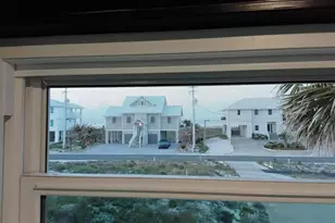 7476 Gulf Blvd, Navarre, FL 32566 - Photo 8