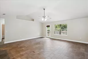 2826 Shoni Dr, Navarre, FL 32566 - Photo 6