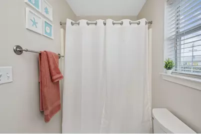 7472 Sunset Harbor Drive #APT 323, Navarre, FL 32566 - Photo 12