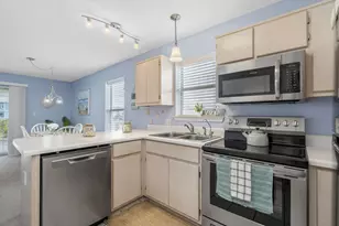 7472 Sunset Harbor Dr, Navarre, FL 32566 - Photo 10