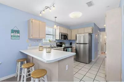 7472 Sunset Harbor Drive #APT 323, Navarre, FL 32566 - Photo 4