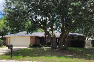 7280 Mossy Oaks Ct Ct, Navarre, FL 32566 - Photo 2