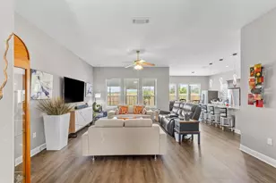 3445 Doddie Ln, Navarre, FL 32566 - Photo 8