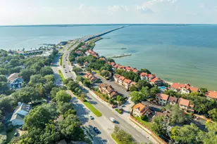 70 Baybridge Dr, Gulf Breeze, FL 32561 - Photo 22