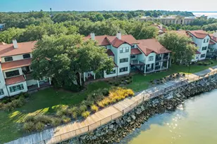 70 Baybridge Dr, Gulf Breeze, FL 32561 - Photo 2