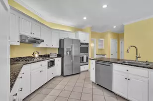 92 Chanteclaire Cir, Gulf Breeze, FL 32561 - Photo 12