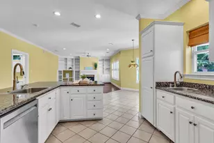 92 Chanteclaire Cir, Gulf Breeze, FL 32561 - Photo 18