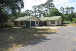 204 Freedom Ln, Warrington, FL 32507 - Photo 6