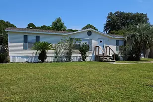 2242 Calle De Cantabria, Navarre, FL 32566 - Photo 2