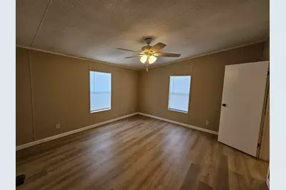 2242 Calle De Cantabria, Navarre, FL 32566 - Photo 14