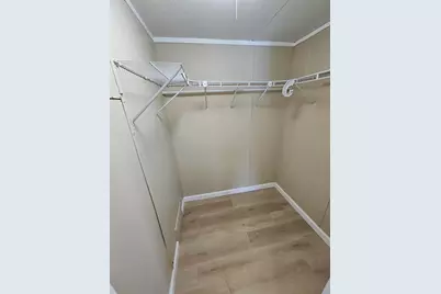 2242 Calle De Cantabria, Navarre, FL 32566 - Photo 16