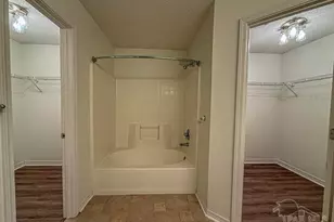 7380 Calle Ln, Navarre, FL 32566 - Photo 16