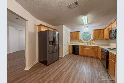 7380 Calle Ln, Navarre, FL 32566 - Photo 8