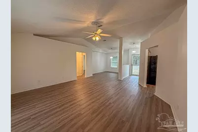 7380 Calle Ln, Navarre, FL 32566 - Photo 18