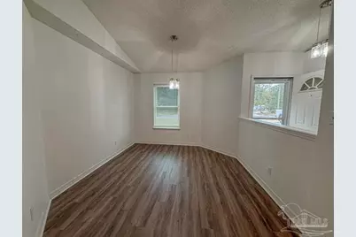 7380 Calle Ln, Navarre, FL 32566 - Photo 4