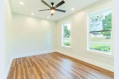 5870 Saratoga Drive, Crestview, FL 32536 - Photo 2